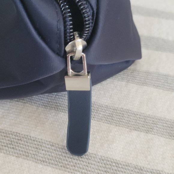 Molton Brown Cosmetic Pouch - Picture 3 of 8